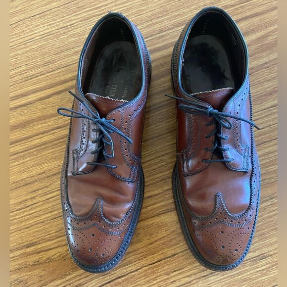 Vintage Jarman Benchmark - Cap Toe Oxfords Dress Shoes - Men's size 10 - Picture 1 of 11